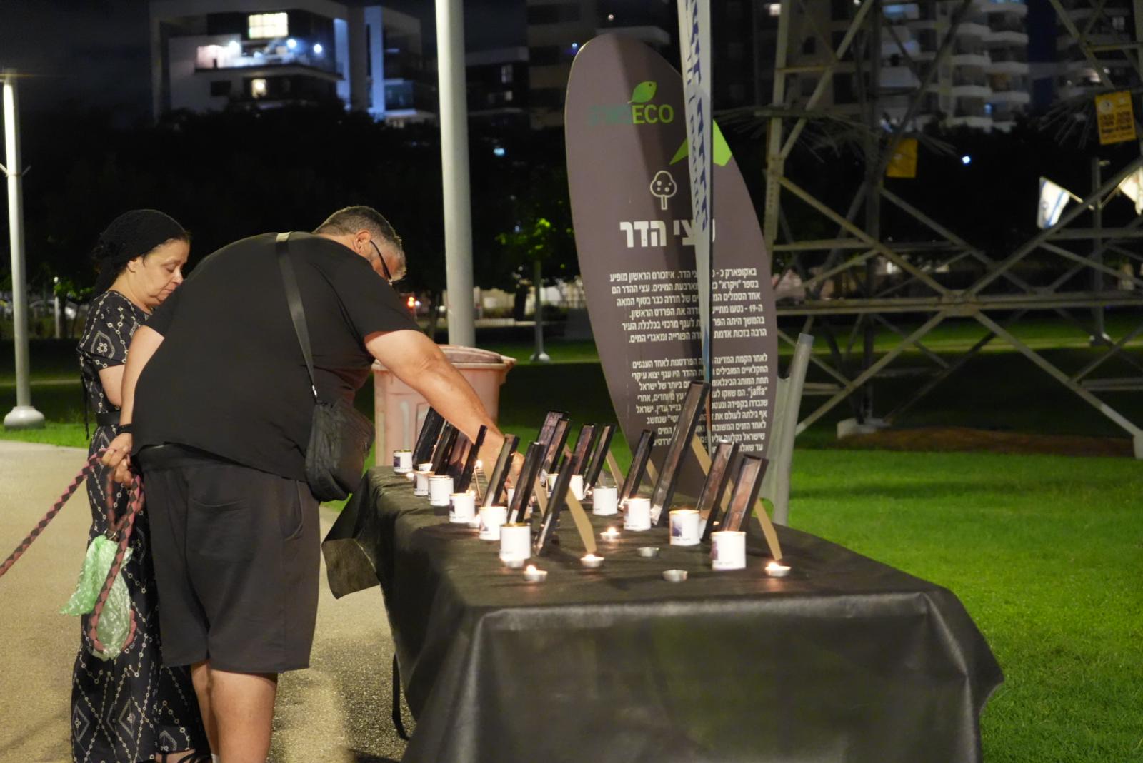 המעגל: בני נוער וצעירים התכנסו בחדרה לערב של שירה, זיכרון וחיבור לציון אירועי השבעה באוקטובר