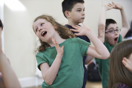 תאטרון ג-ו תאטרון ג-ו