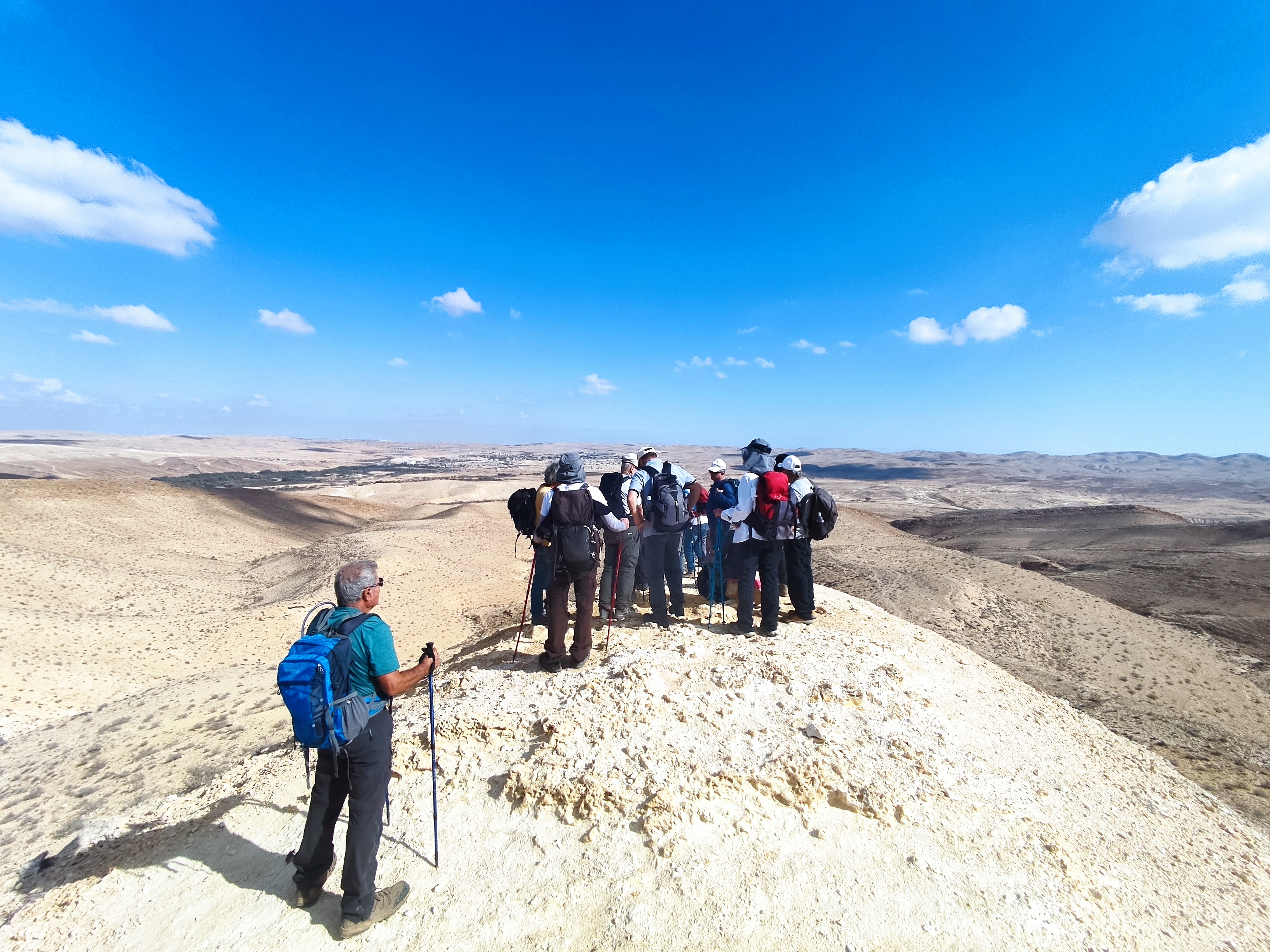 בשביל הכיף תכנית מקוצרת (7 טיולים כולל קמפוס)